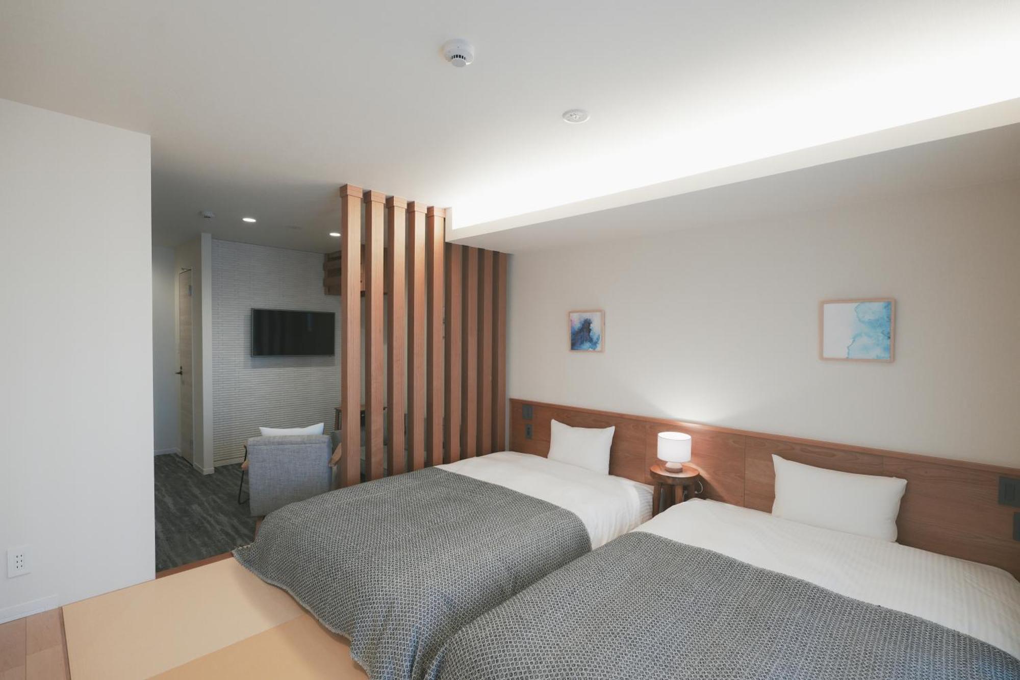 Lazuli Hiroshima Hotel And Lounge Exteriör bild